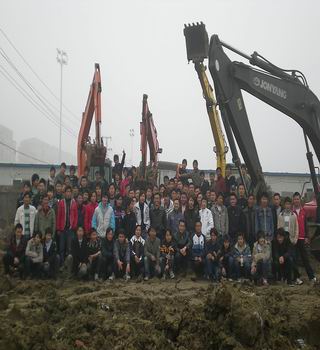 合肥华地挖掘机学校2008年第二期毕业学员